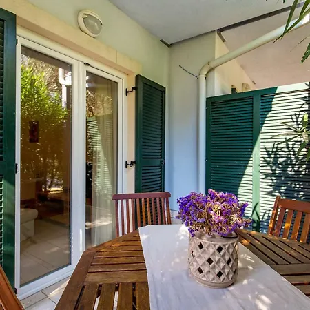 Villas Kampor Apartment