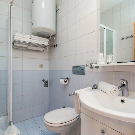 Villas Kampor * Kampor