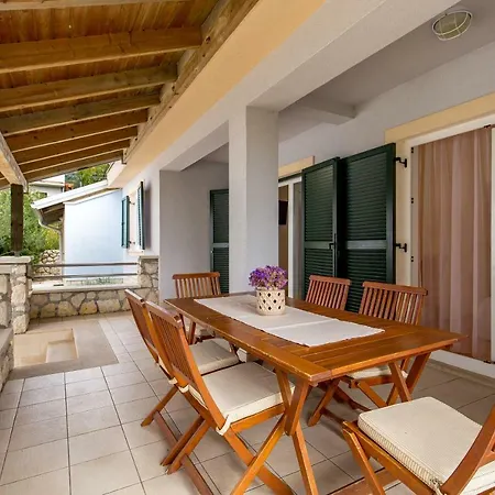 Villas Kampor Kampor