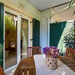 Villas Kampor Διαμέρισμα