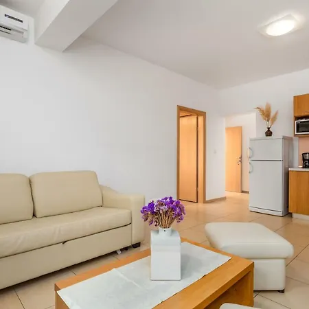 Villas Kampor Apartment