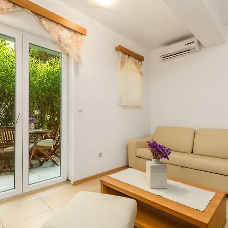 Apartment Villas Kampor