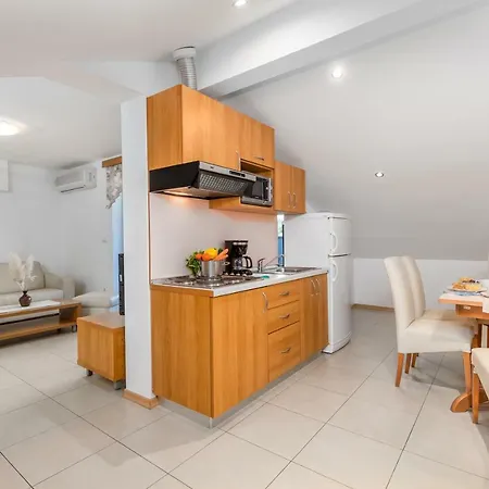 Villas Kampor Apartment *